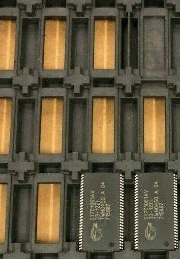 Used CY7C1061AV33-12ZI 2PCS