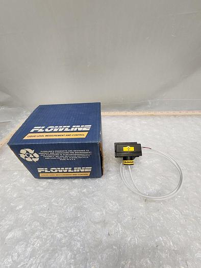 Used FLOWLINE LP50-6003 Non-Intrusive Capacitance Level Switch