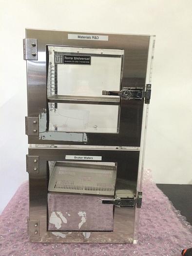 Used TERRA UNIVERSAL DESICCATOR CABINET 1947-00