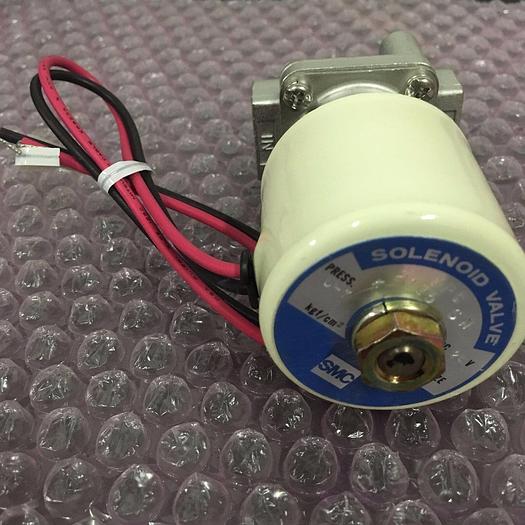 Used SMC SOLENOID VALVE VPW 2135 SW