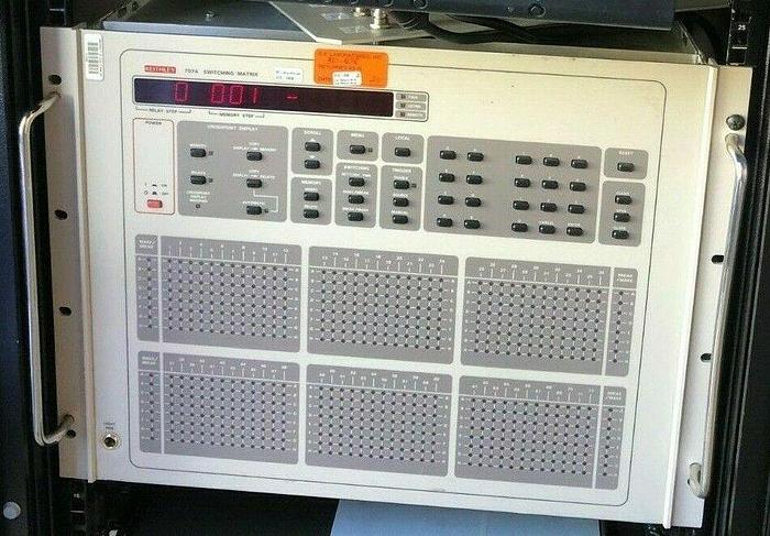 Used KEITHLEY 707A SWITCHING MATRIX WITH 7072 SEMICONDUCTOR MATRIX CARD plug ins