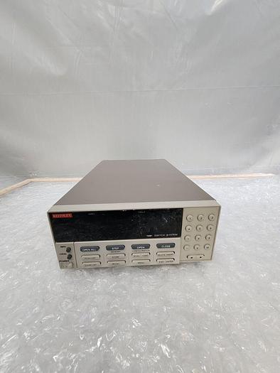 Used KEITHLEY 7001 SWITCH SYSTEM