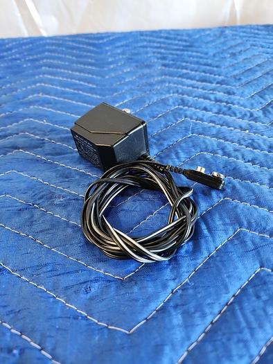 Used ARCHER 273-1552 9V BATTERY ELIMINATOR