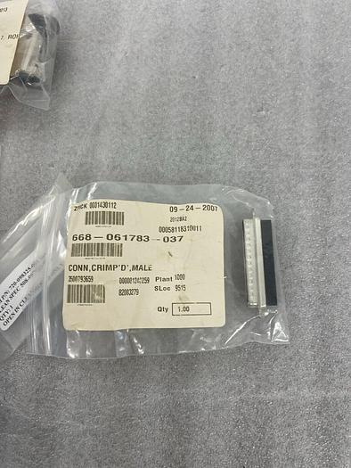 668-061783-037 CONN CRIMP D MALE