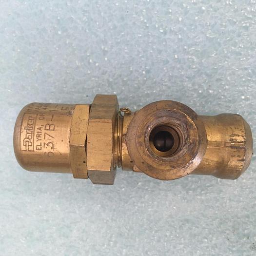 Used PARKER 637B-1-1/4-2/4DKE8 Pressure Control Valve