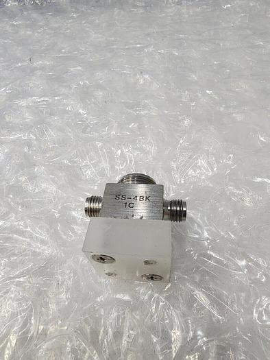 Used SWAGELOK SS-4BK 1C